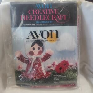 AVON CREATIVE NEEDLE CRAFT Calico Kate Doll Making Sewing Kit B10